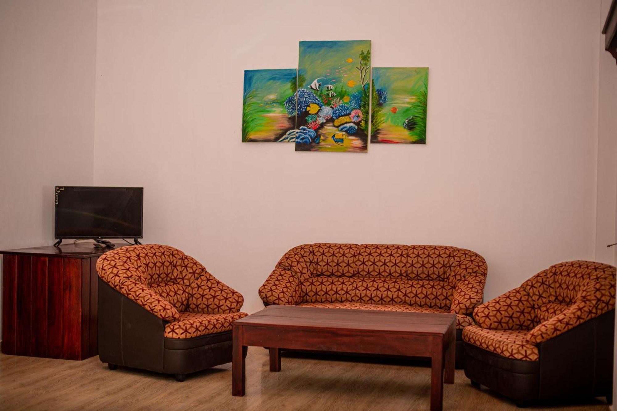 Sundowners Guesthouse Hikkaduwa Cameră foto
